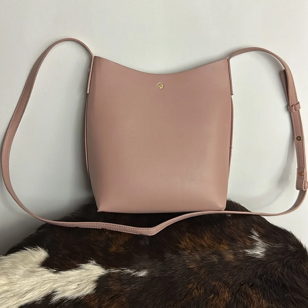 Samara Purse Crossbody Pink Vegan Leather Women’s Bag Excellent Condition